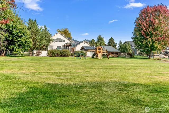 $1,449,000 | 12345 Village View Drive, Leavenworth, WA 98826