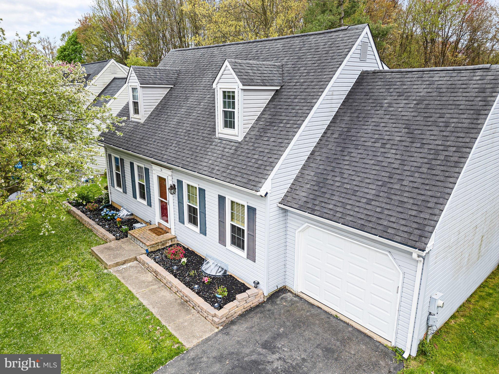 34 Sentry Lane Newark, DE 19711 - Photo 32 of 38 a aerial view of a house with a yard