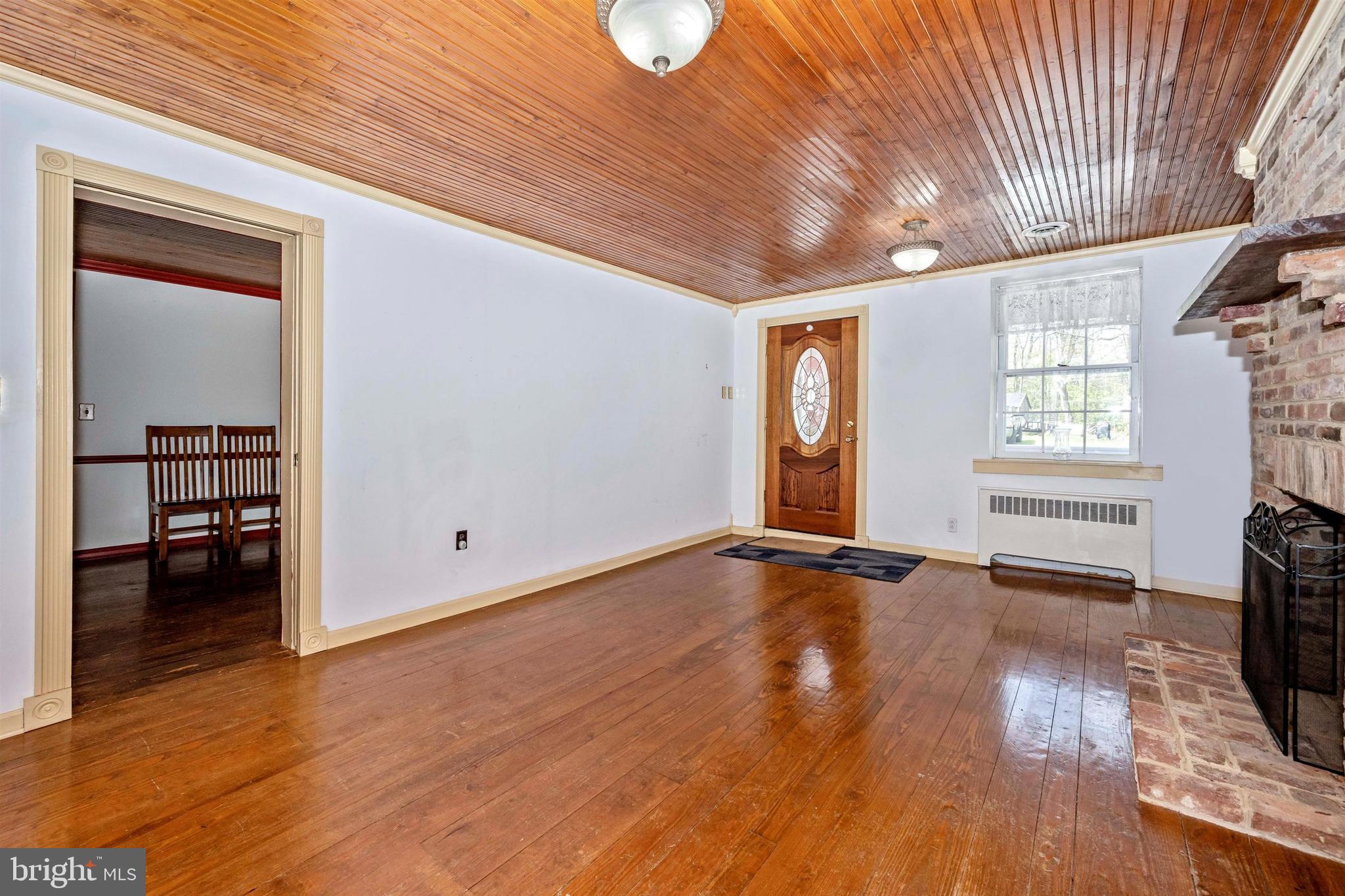 4307 Main Street Rohrersville, MD 21779 - Photo 7 of 55 Living Room