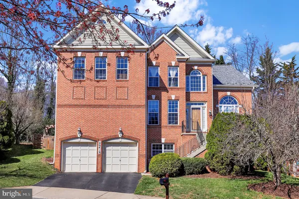 $850,000 | 20419 Foxwood Terrace, Germantown, MD 20876
