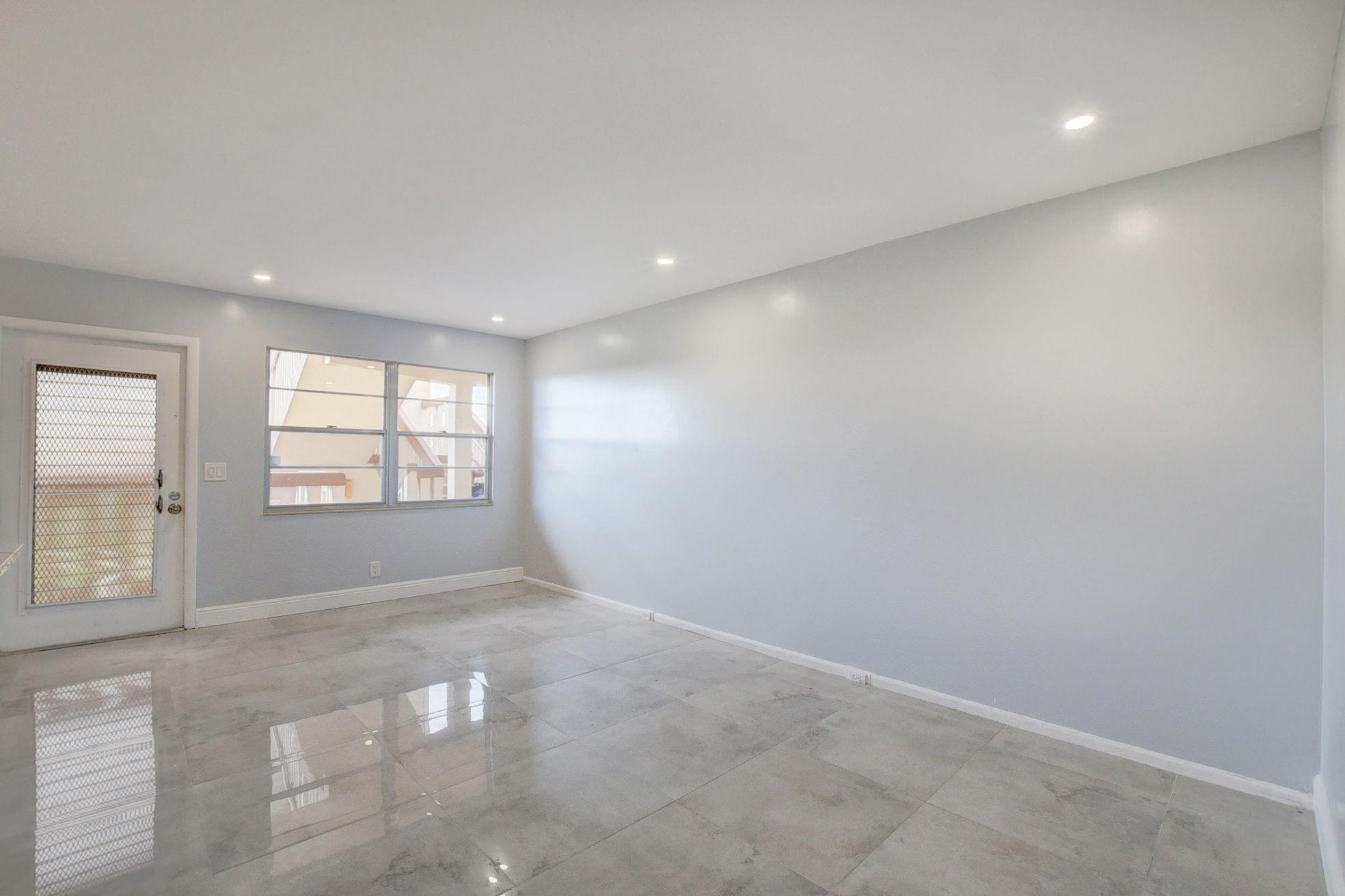 3040 Newcastle A Boca Raton, FL 33434 - Photo 6 of 64 07_dsc_7339_40_41_42_43