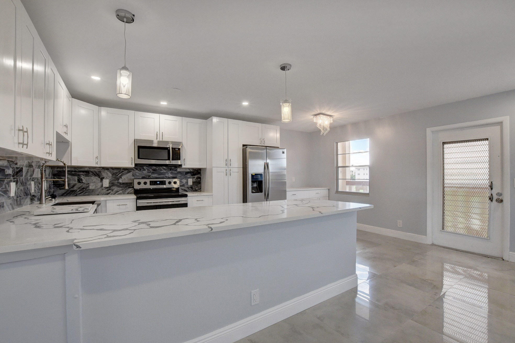 3040 Newcastle A Boca Raton, FL 33434 - Photo 7 of 64 09_dsc_7254_5_6_7_8