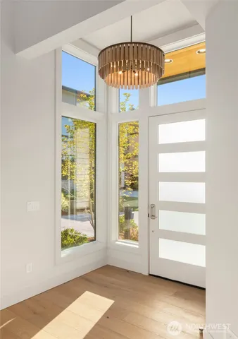 a view of entryway with a front door