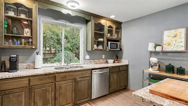 $925,000 | 13620 317th Avenue Northeast, Duvall, WA 98019