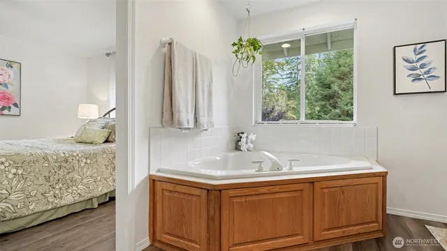 $925,000 | 13620 317th Avenue Northeast, Duvall, WA 98019