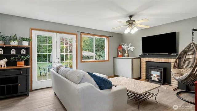 $925,000 | 13620 317th Avenue Northeast, Duvall, WA 98019