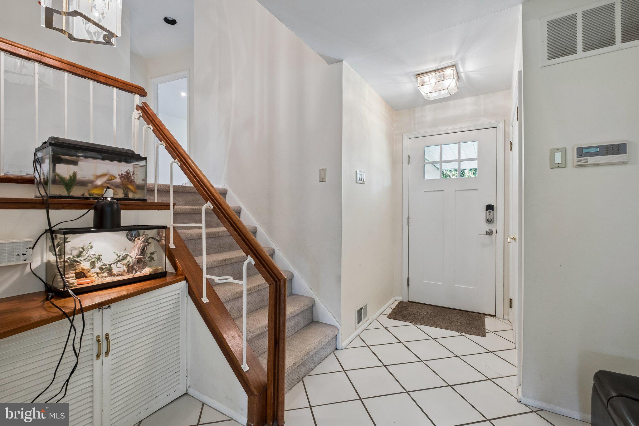 1076 Devon Road Jenkintown, PA 19046 - Photo 6 of 51 Gallery Image 6