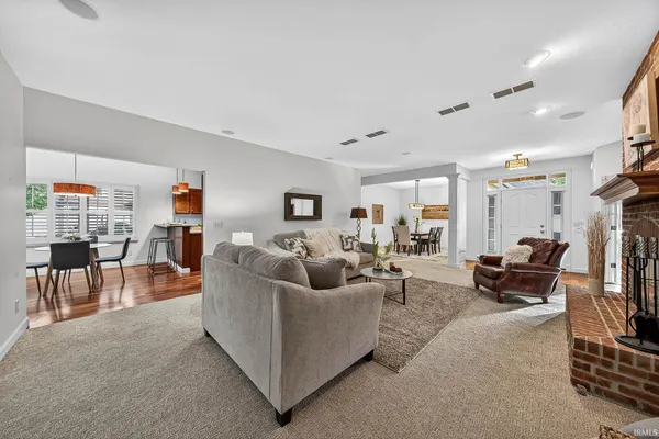 $634,000 | 1432 S Lake, Mishawaka, IN 46545