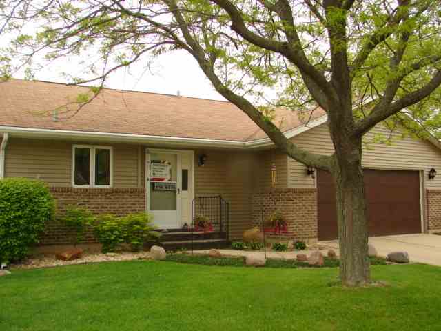 719 Quail Ridge Drive Freeport, IL 61032 - Photo 1 of 9 Gallery Image 1
