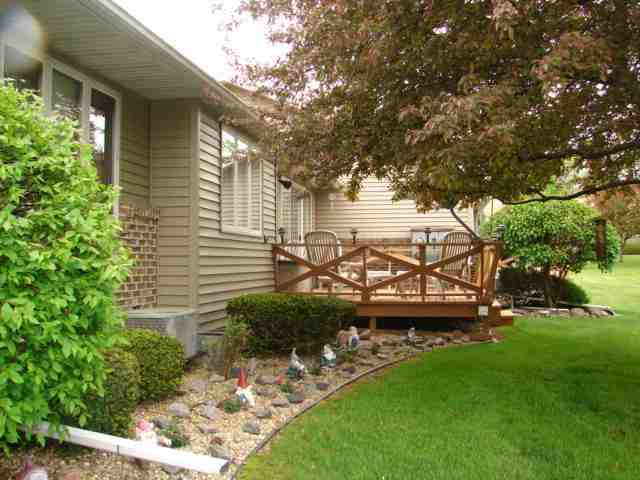 719 Quail Ridge Drive Freeport, IL 61032 - Photo 3 of 9 Gallery Image 3