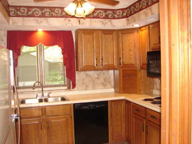 719 Quail Ridge Drive Freeport, IL 61032 - Photo 6 of 9 Gallery Image 6