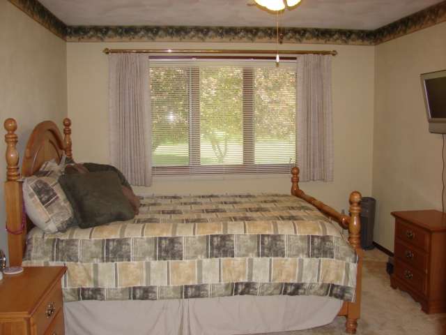 719 Quail Ridge Drive Freeport, IL 61032 - Photo 8 of 9 Gallery Image 8