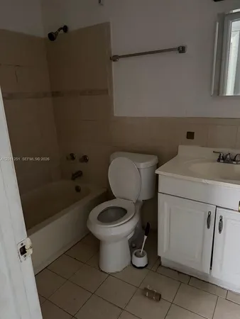 $2,050 | 1335 South Dixie Highway, Unit 404, Deerfield Beach, FL 33441