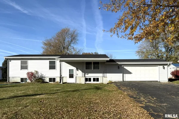 $135,000 | 403 Kelly Street, Alexis, IL 61412