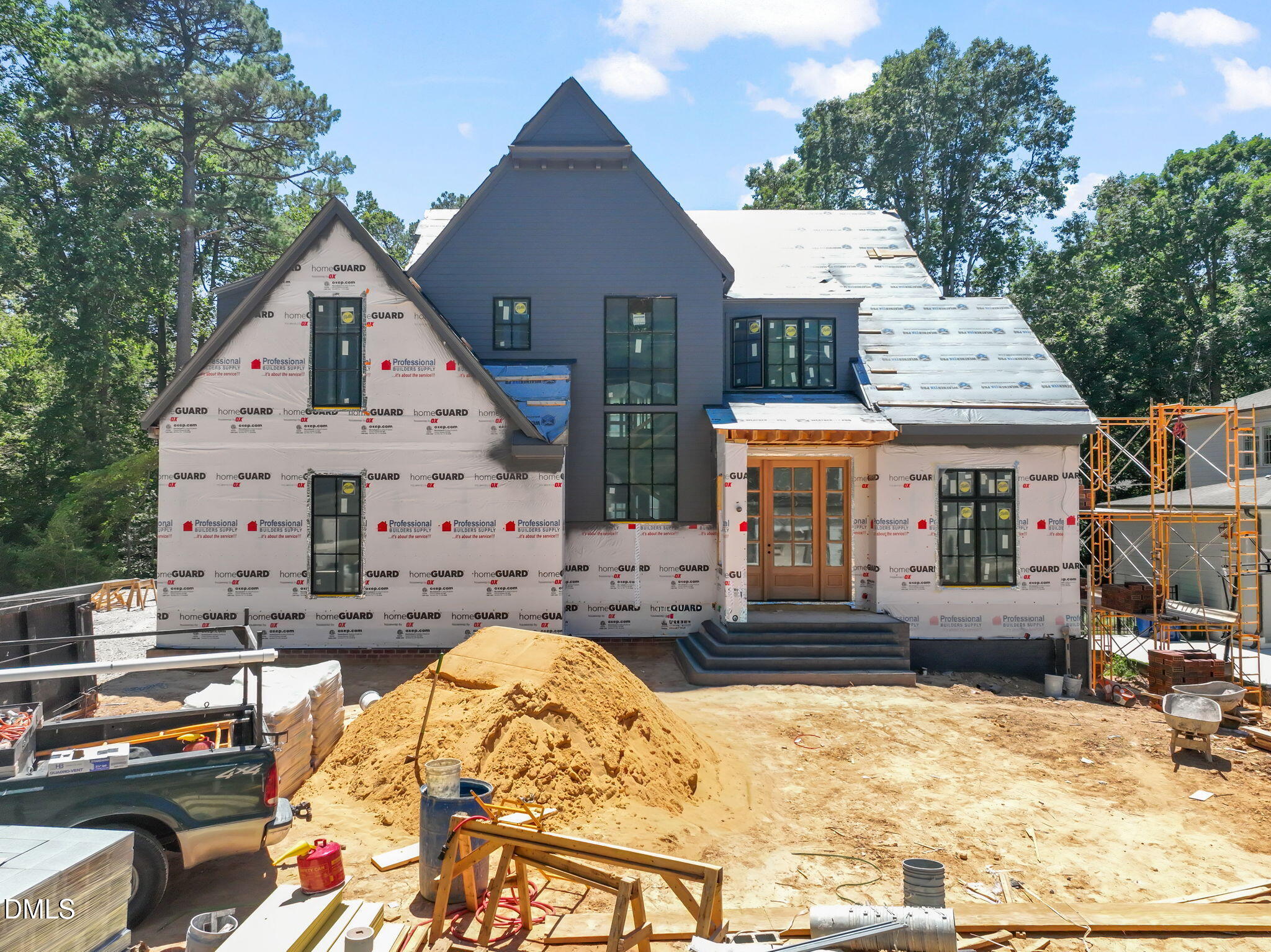1021 Manchester Drive Raleigh, NC 27609 - Photo 3 of 41