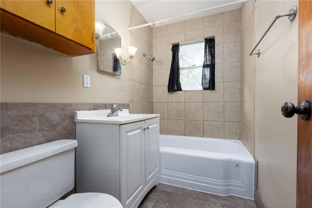 $164,900 | 10909 East 60th Terrace, Raytown, MO 64133