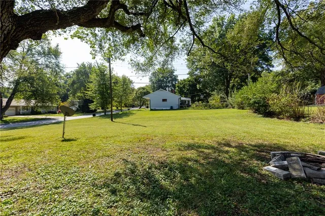 $164,900 | 10909 East 60th Terrace, Raytown, MO 64133