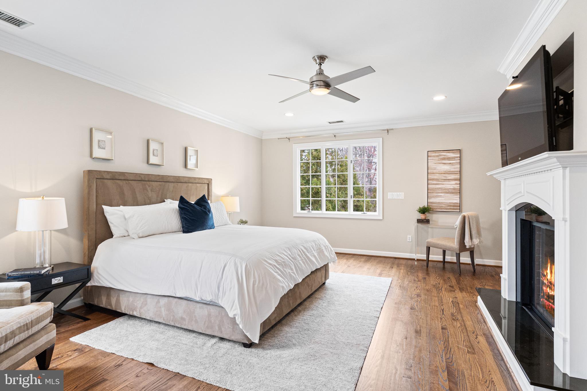 1500 Collingwood Road Alexandria, VA 22308 - Photo 29 of 57 Tranquil primary retreat