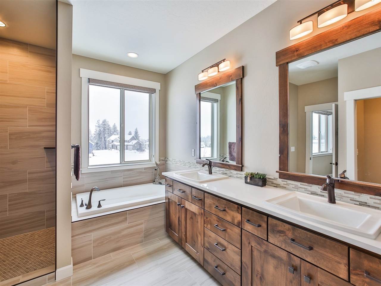 2025 West Cascade Way Spokane, WA 99208 - Photo 8 of 16 Gallery Image 8