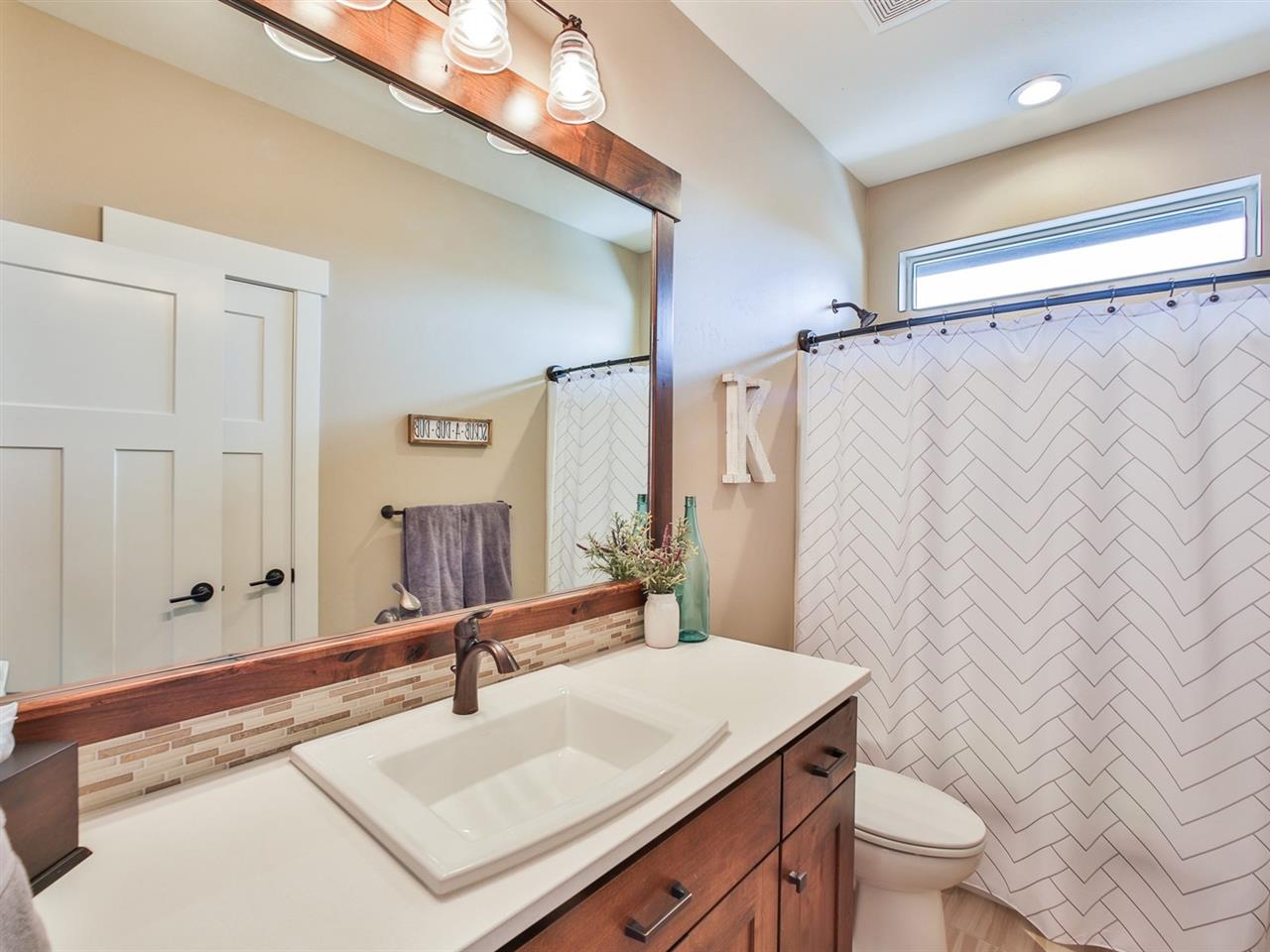 2025 West Cascade Way Spokane, WA 99208 - Photo 10 of 16 Gallery Image 10