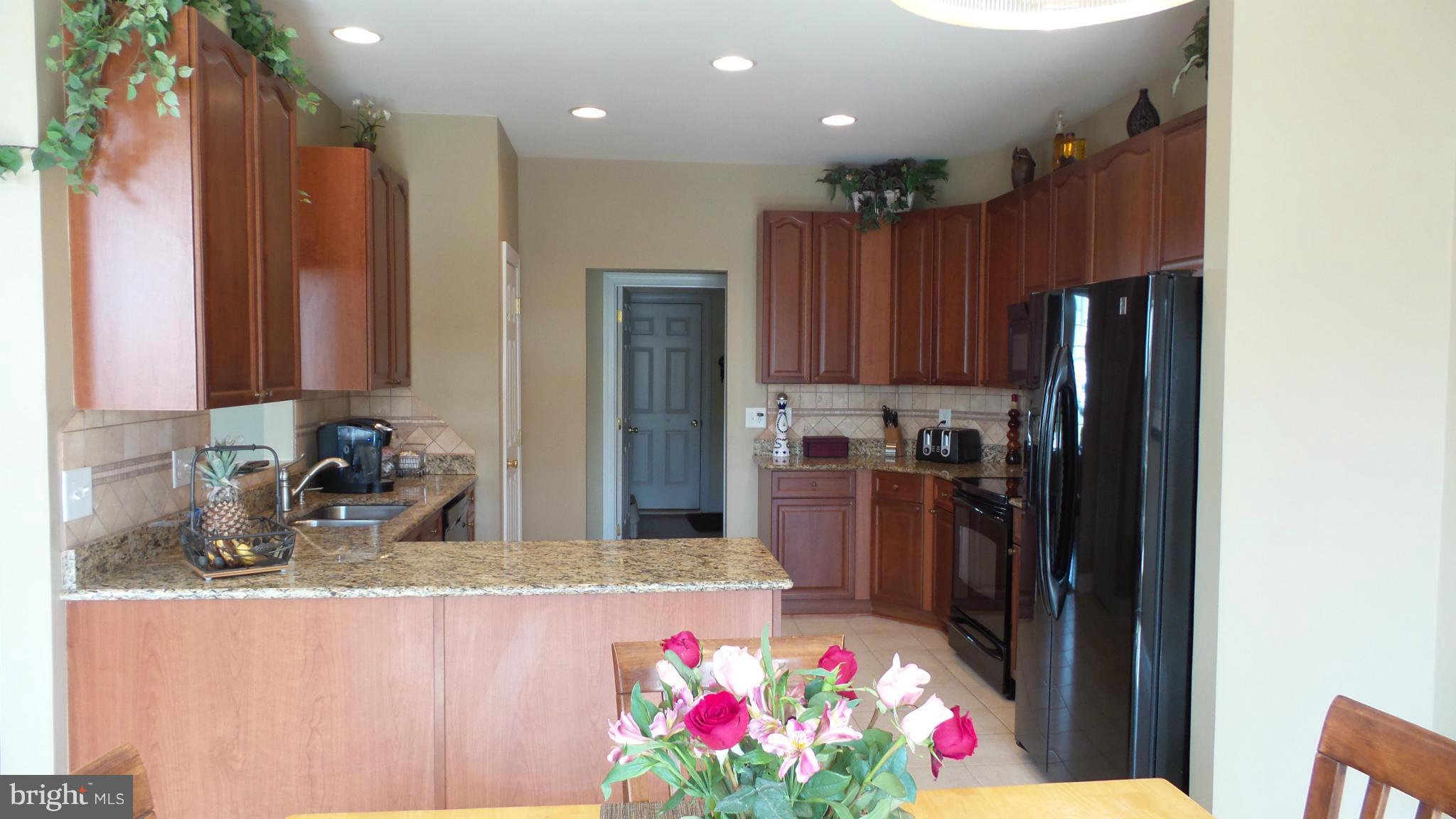 421 Rivanna Falling Waters, WV 25419 - Photo 17 of 30 Kitchen