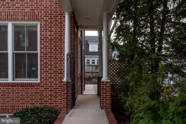 $6,000 | 1200 Prince Edward Street, Fredericksburg, VA 22401