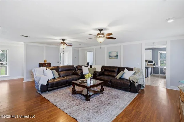 $325,000 | 709 Country Pl Drive, Pearl, MS 39208