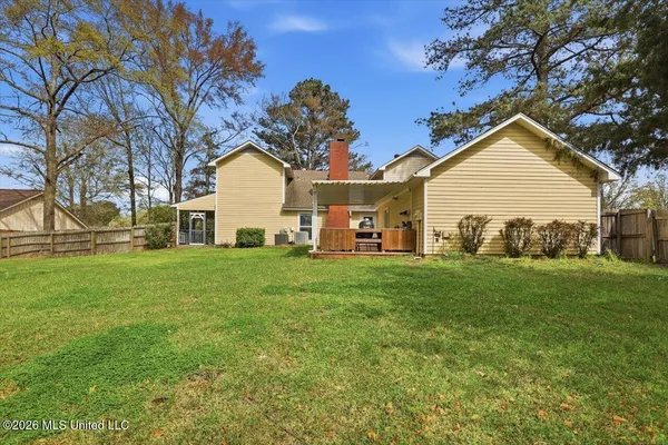 $325,000 | 709 Country Pl Drive, Pearl, MS 39208
