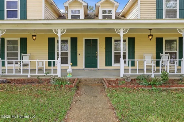 $325,000 | 709 Country Pl Drive, Pearl, MS 39208