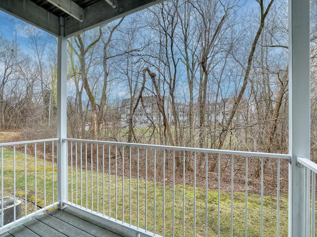 742 County Rd F West, Unit D St. Paul, MN 55126 - Photo 9 of 10