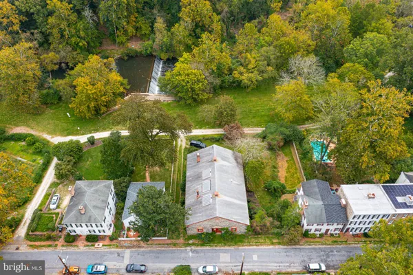 view of a yard