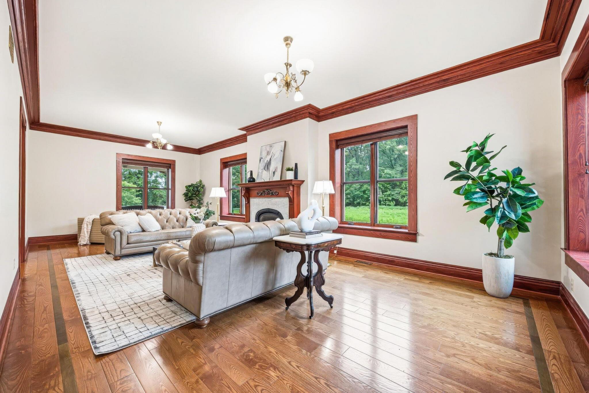 4457 Green Cook Road Johnstown, OH 43031 - Photo 4 of 110 Living Room