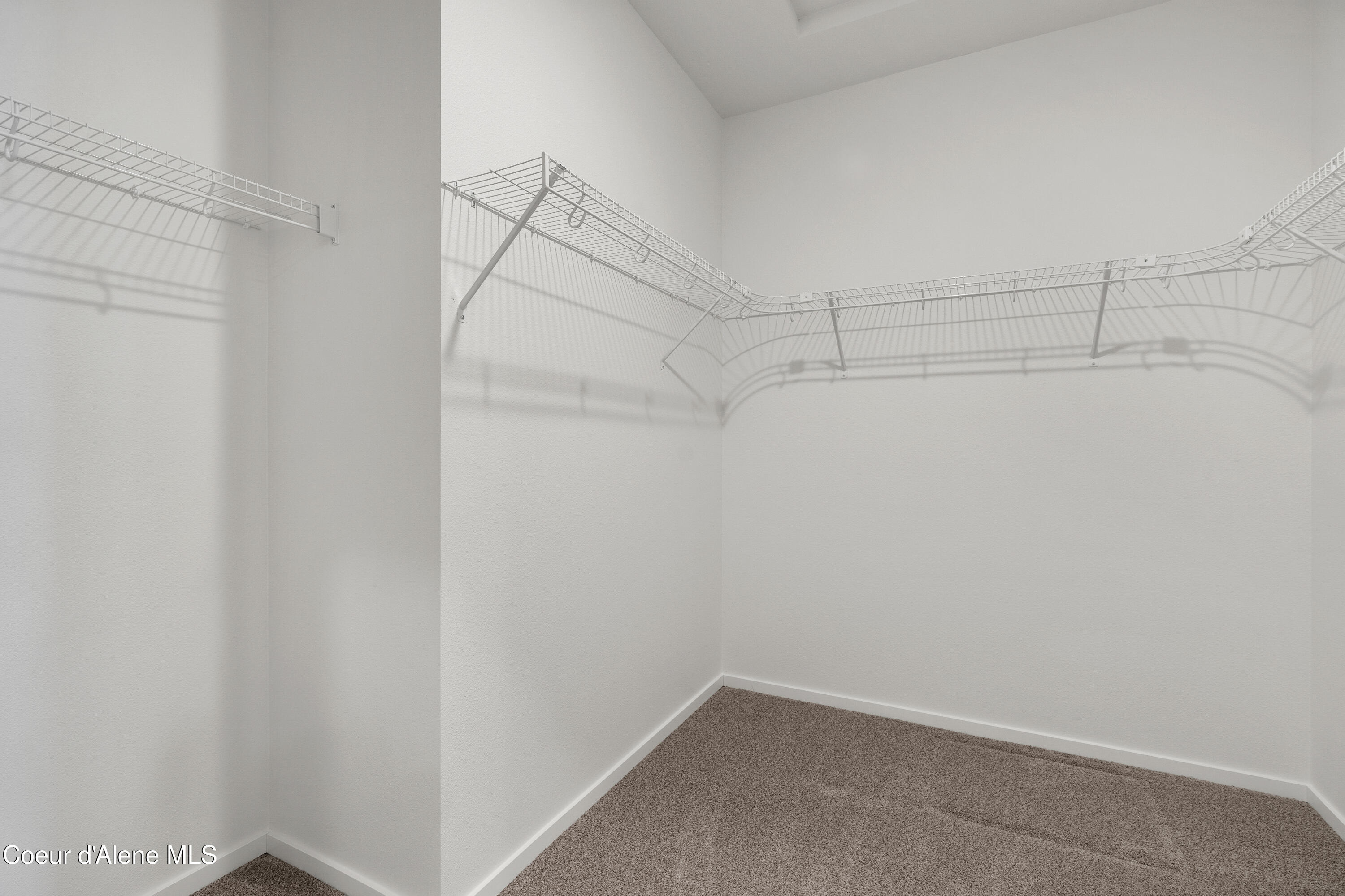 3268 North Darwin Fox Street Post Falls, ID 83854 - Photo 18 of 21 Primary Closet