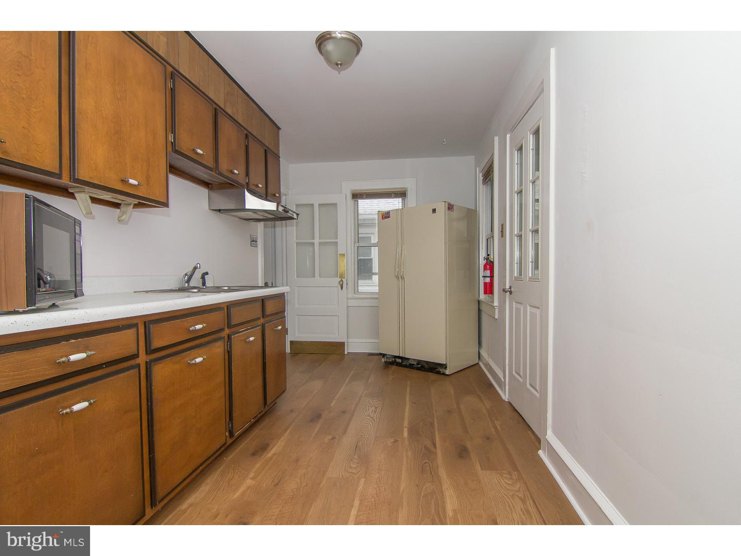 331 Broad Street Carneys Point, NJ 08069 - Photo 5 of 15 Kitchen