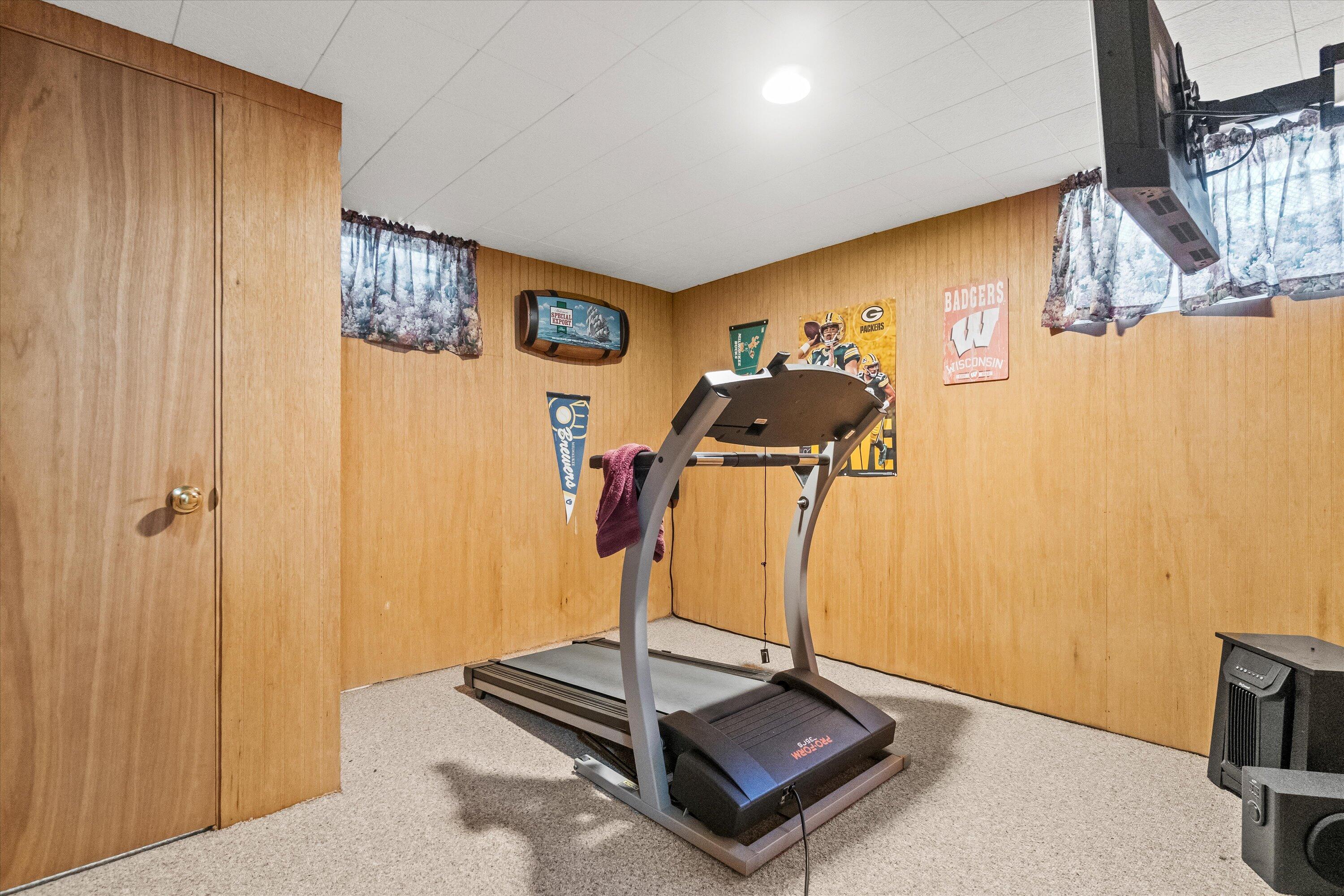 3810 North 86th Street Milwaukee, WI 53222 - Photo 19 of 22 12-DSC06820