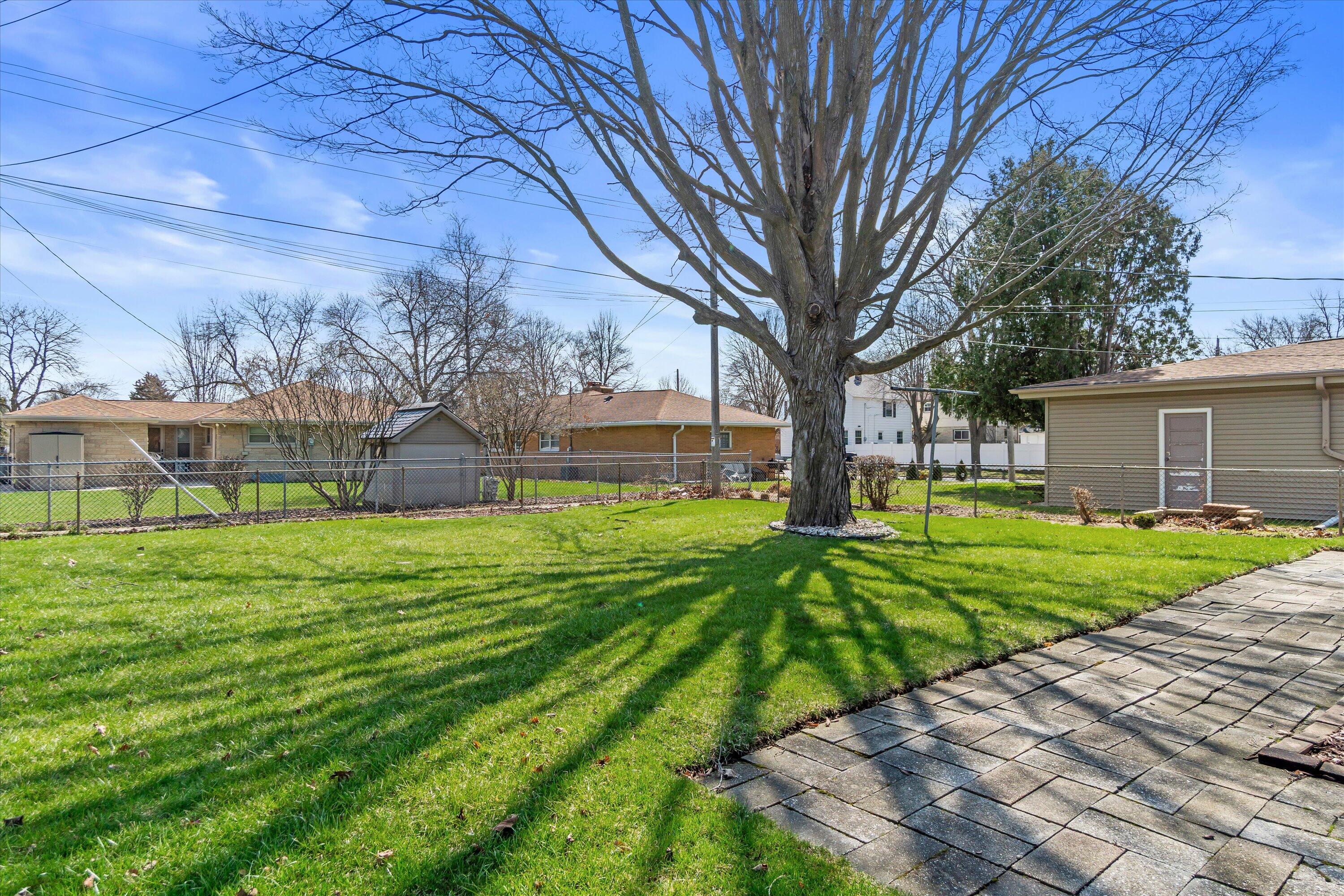 3810 North 86th Street Milwaukee, WI 53222 - Photo 21 of 22 28-DSC06911