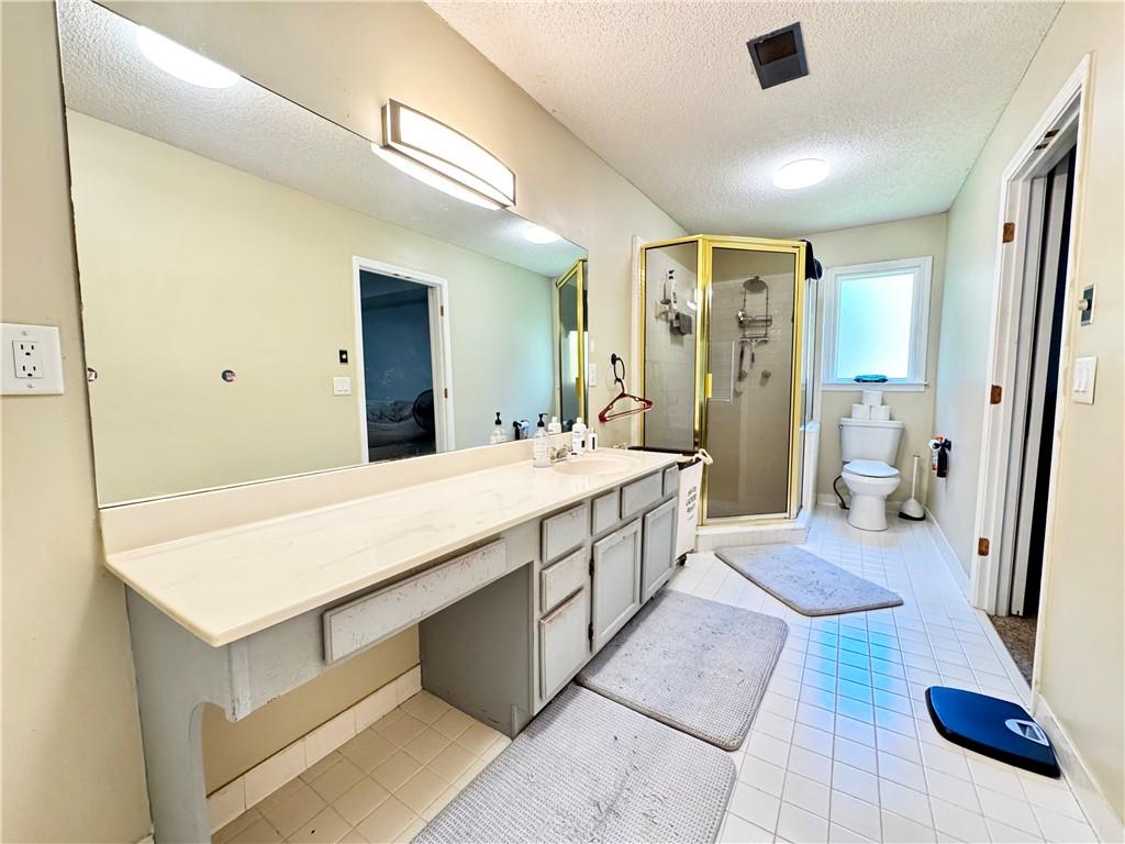 1890 Dovonshire Road Marietta, GA 30064 - Photo 14 of 26 Gallery Image 14