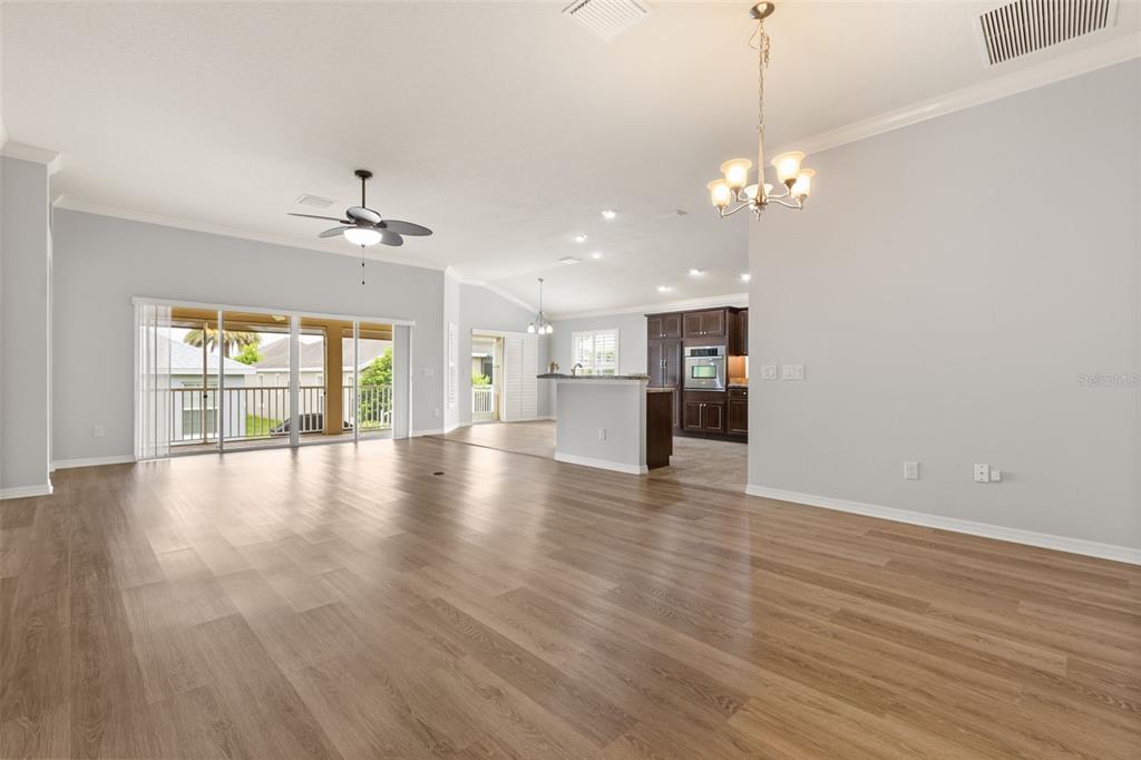 842 Pickett Road The Villages, FL 32163 - Photo 7 of 38