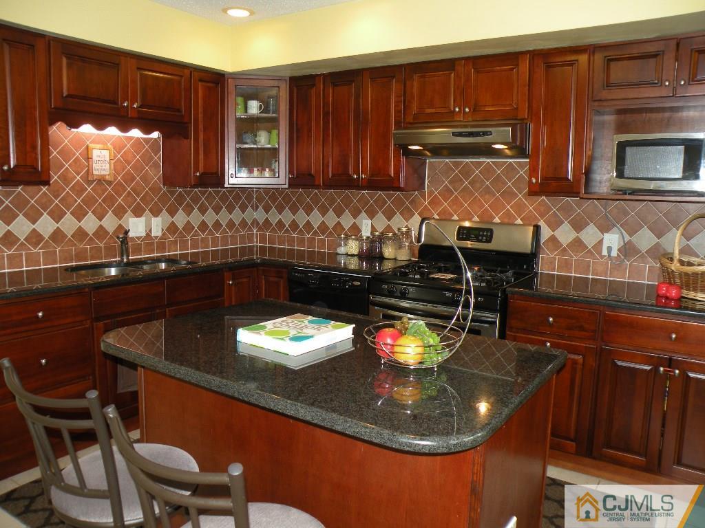 283 Nebula Road Piscataway, NJ 08854 - Photo 1 of 25 Gallery Image 1