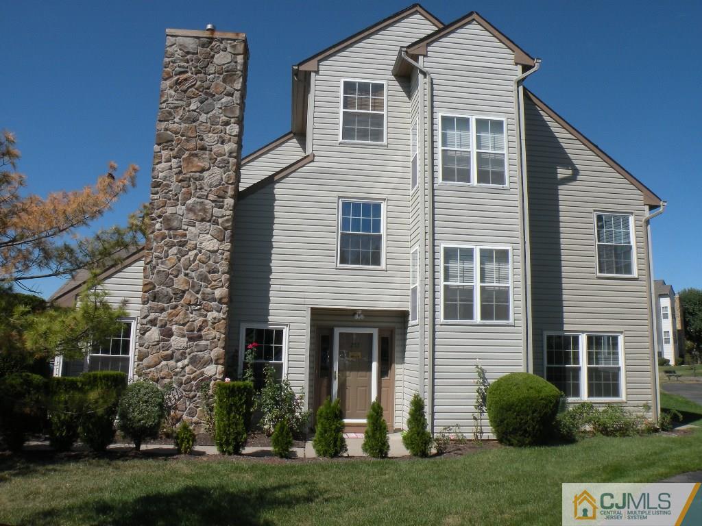 283 Nebula Road Piscataway, NJ 08854 - Photo 3 of 25 Gallery Image 3