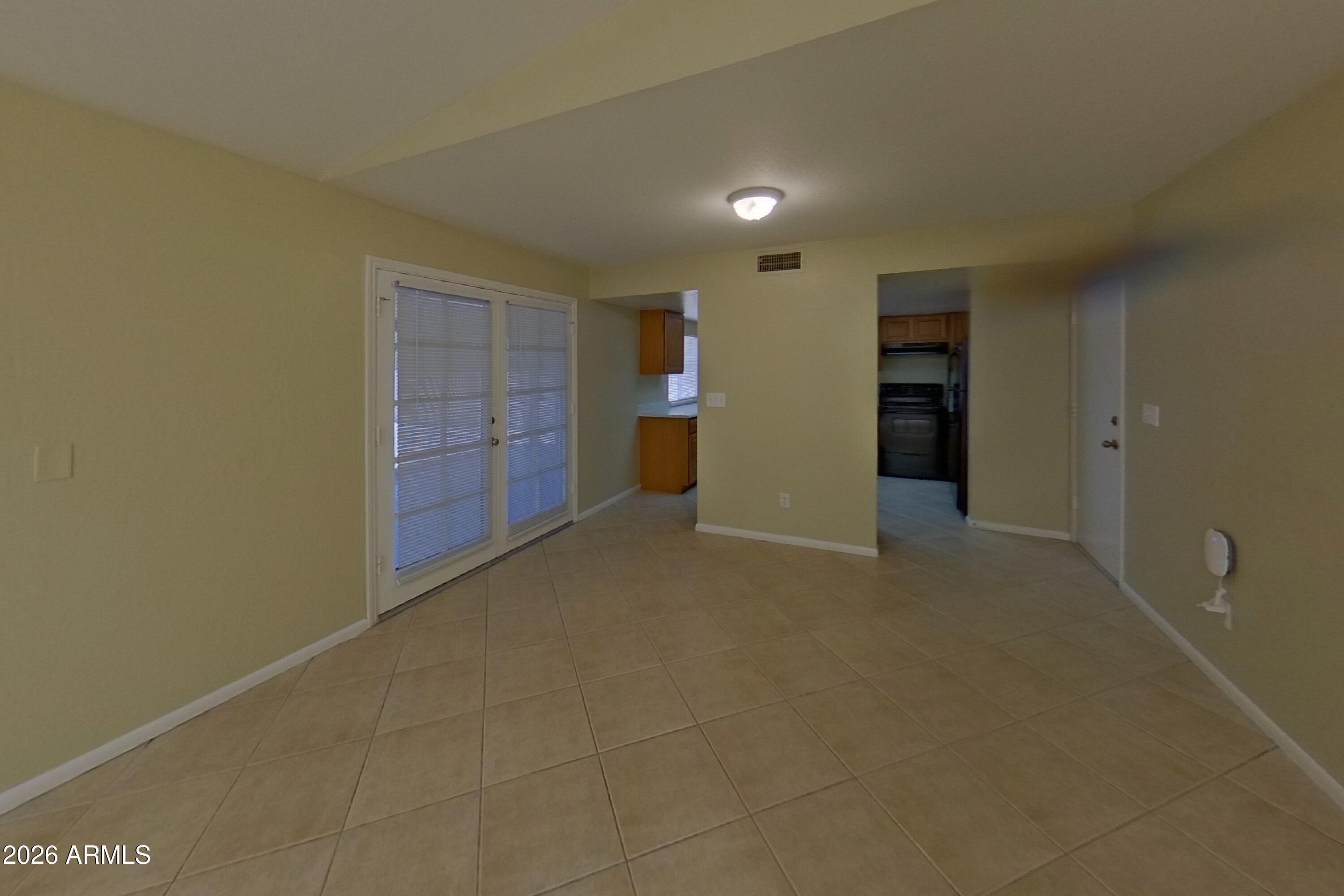 2403 South Evergreen Road Tempe, AZ 85282 - Photo 2 of 16