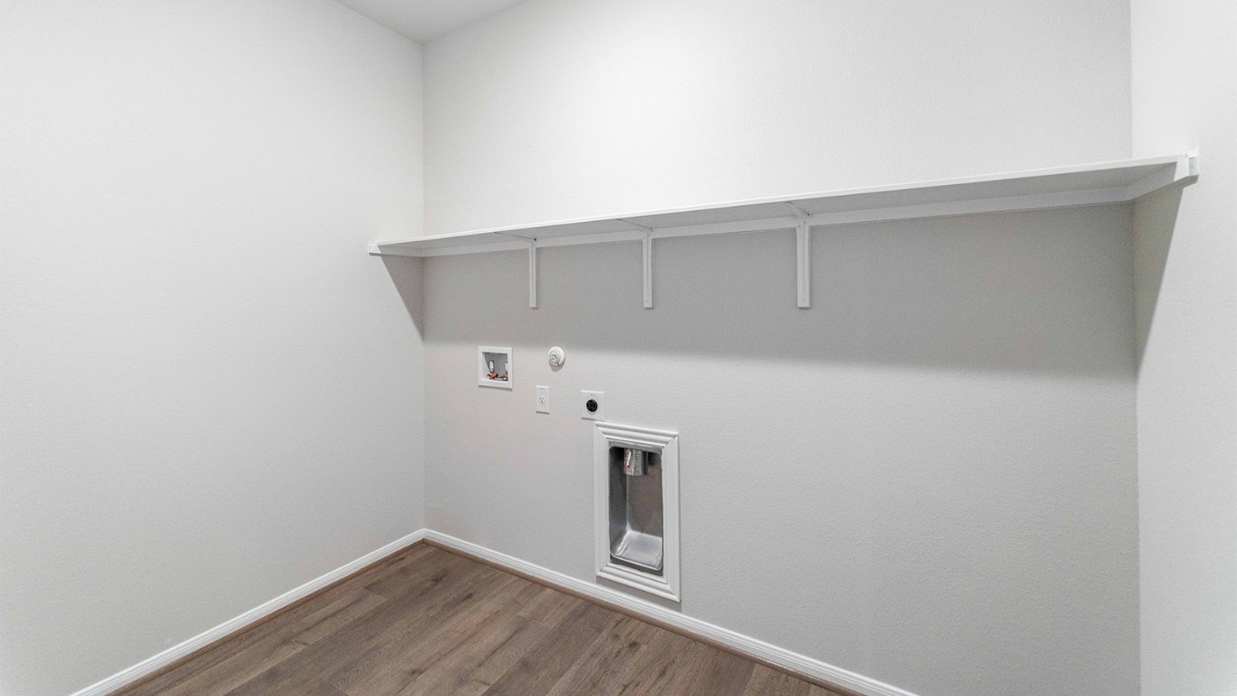 280 Yosemite Drive Kyle, TX 78640 - Photo 16 of 18 a view of an empty room