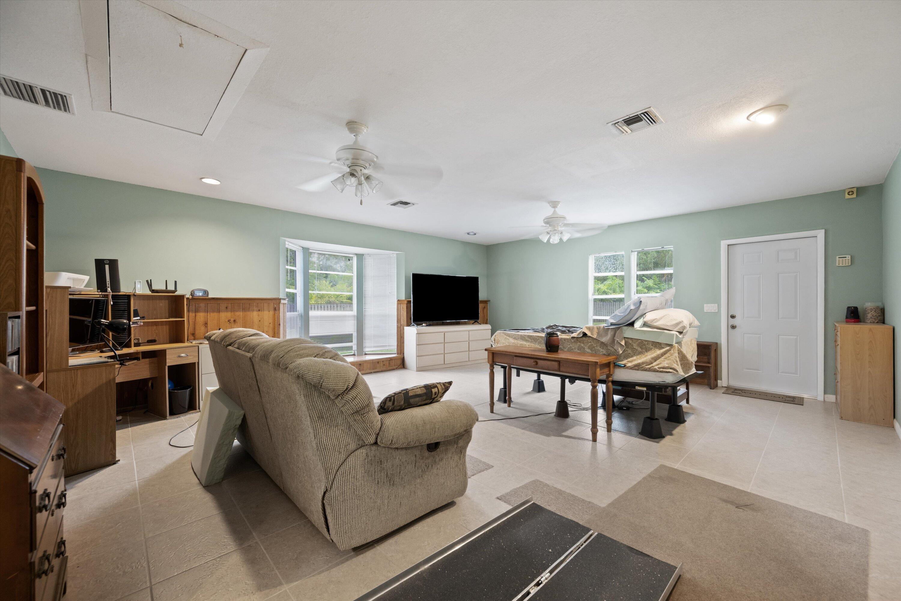 1950 Southwest Hackman Terrace Stuart, FL 34997 - Photo 18 of 51 19-DSC_8135
