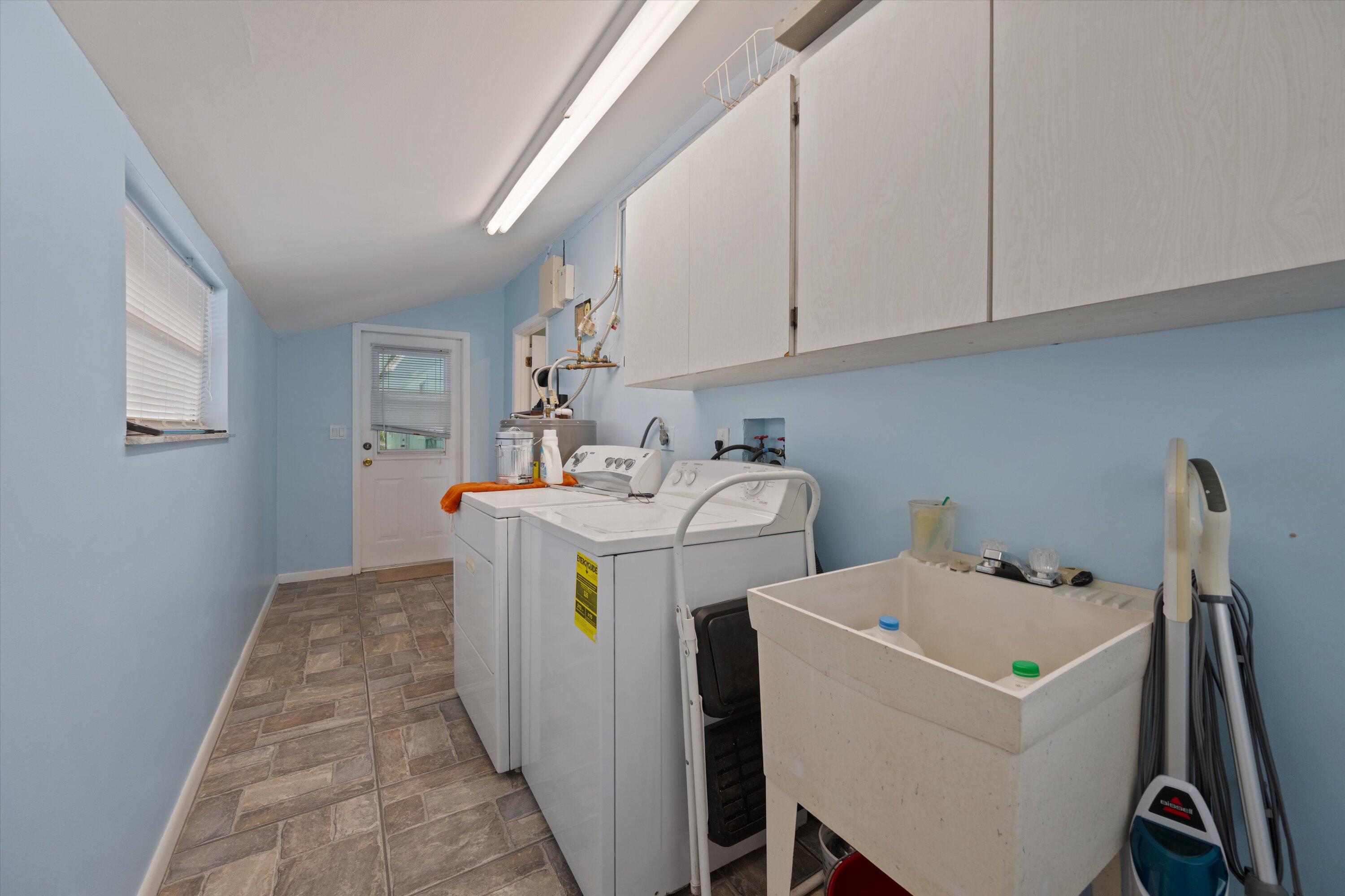 1950 Southwest Hackman Terrace Stuart, FL 34997 - Photo 27 of 51 28-DSC_8150