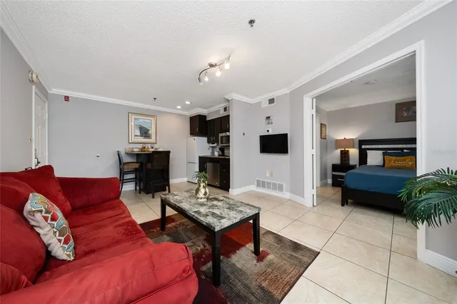 $137,900 | 3100 Parkway Boulevard, Unit 420, Kissimmee, FL 34747