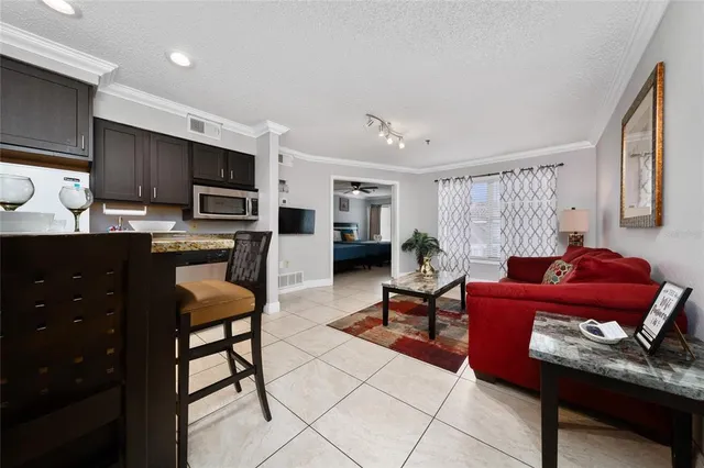 $137,900 | 3100 Parkway Boulevard, Unit 420, Kissimmee, FL 34747