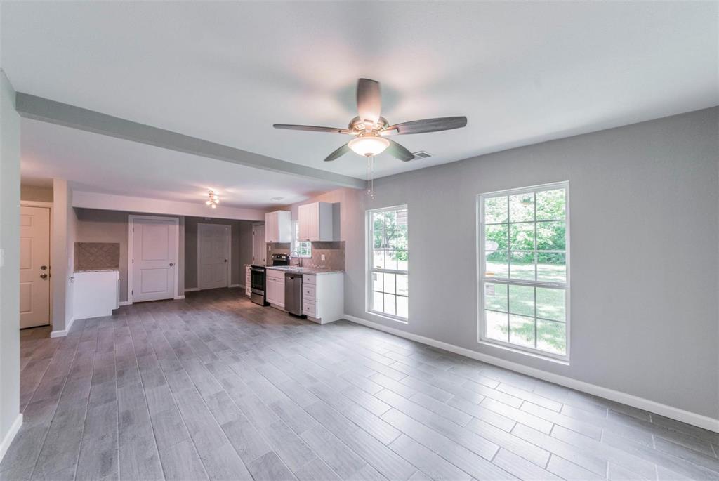 4613 Reed Street Fort Worth, TX 76119 - Photo 5 of 23