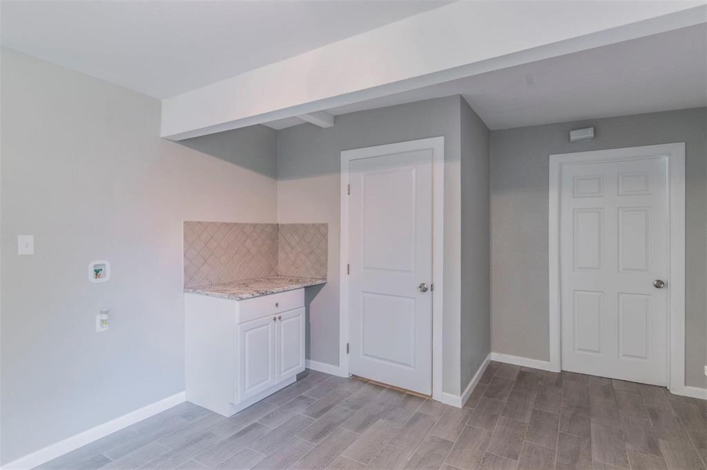 4613 Reed Street Fort Worth, TX 76119 - Photo 10 of 23