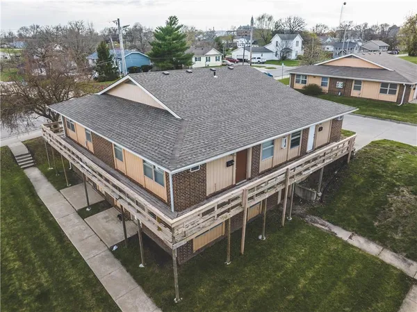 $2,700,000 | 515 East 7th Street, Maryville, MO 64468