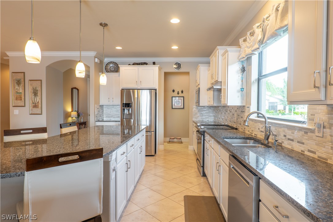 10887 Dennington Road Fort Myers, FL 33913 - Photo 10 of 35 Gallery Image 10